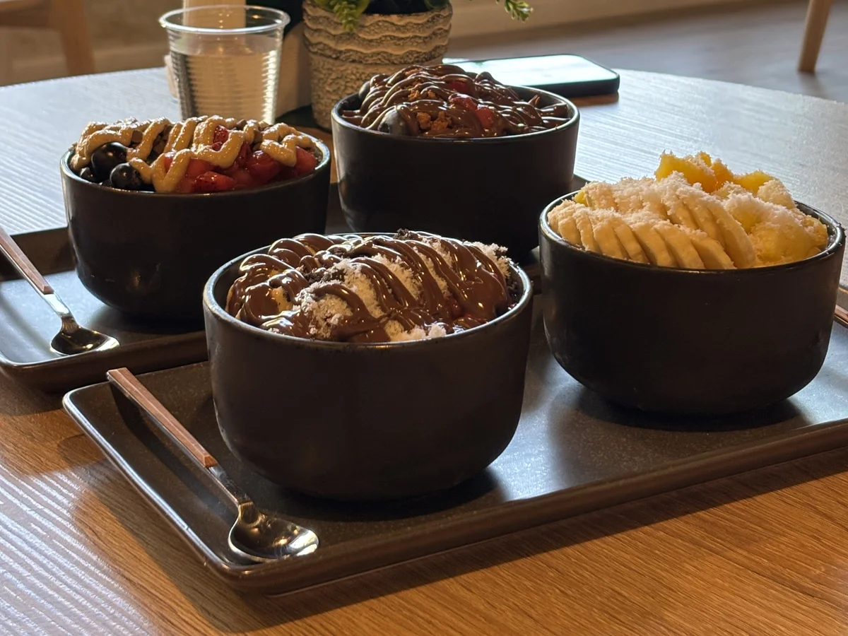 Bowls de açaí listos para retirar en TERRA açaí